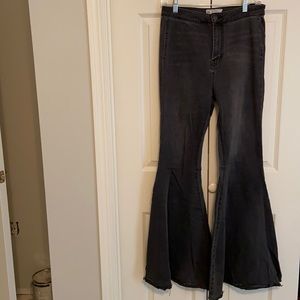 Free People grey/black flare pants!